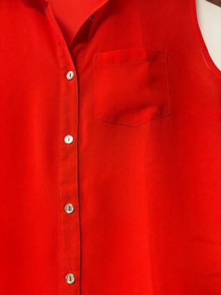 Blusa roja sin mangas Atmosphere