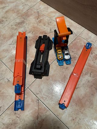 Pista de coches Hot Wheels 17 piezas