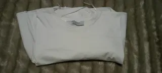 Camisa corta blanca con volantes