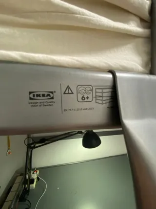 Cama litera alta con escritorio