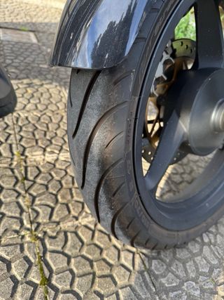 Daelim Roadwin 125 FI 2011 Negra