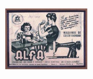 Máquina de Coser Antigua ALFA Cuello Cisne