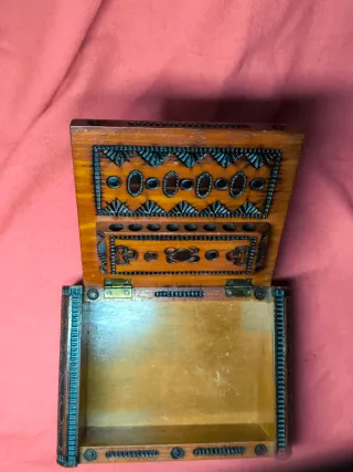 Caja Tabaquera China Antigua Tallada a manoAño 40