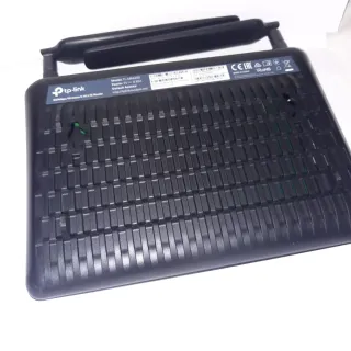 Router TP-Link Nero