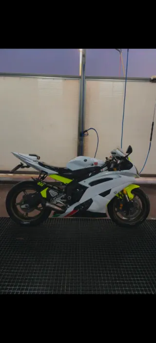 Yamaha R6R 2008 - 25.000 km