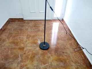 Lámpara de pie moderna