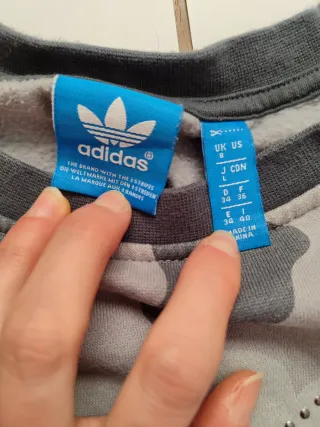 Sudadera Adidas camuflaje gris mujer