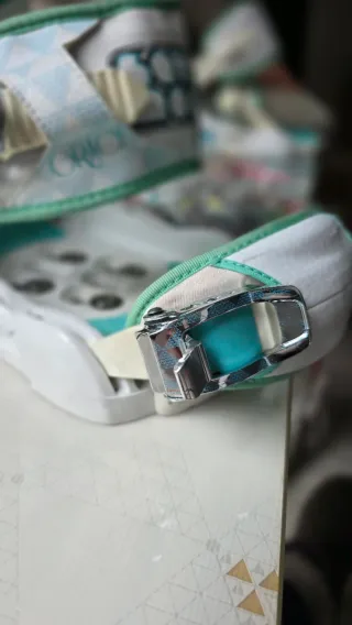 Tabla snowboard y fijaciones salomon