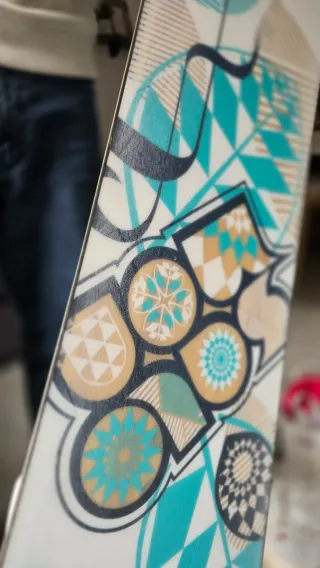 Tabla snowboard y fijaciones salomon