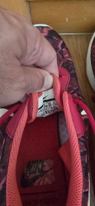 Zapatillas Nike Tanjun Talla 40