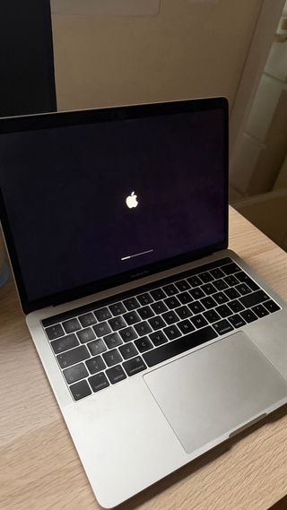 MacBook Pro 13' 2019 Touch Bar