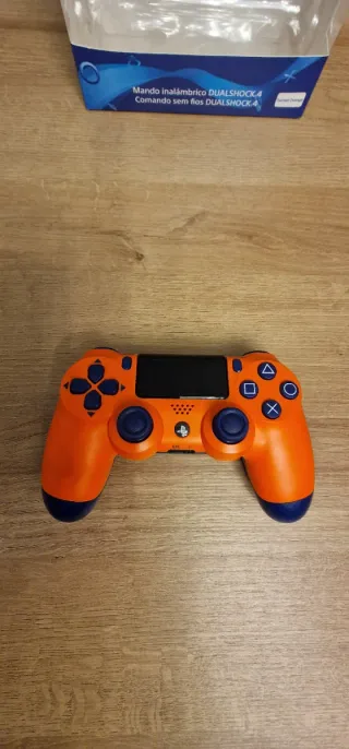 Mando Dualshock 4 PS4 Naranja-azul Como nuevo