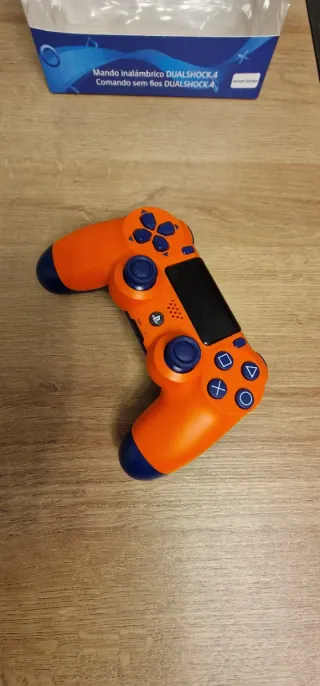 Mando Dualshock 4 PS4 Naranja-azul Como nuevo