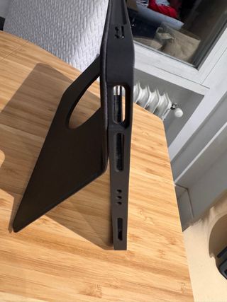 Teclado-funda Giratorio iPad 11”con Trackpad