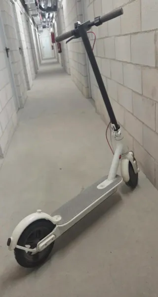 Patinete Eléctrico Xiaomi M365