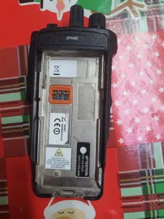 Rádio Motorola DP4400 de UHF