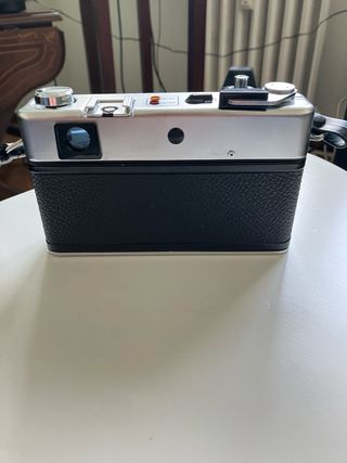 Cámara de fotos Yashica MG-1 Plata/Negra