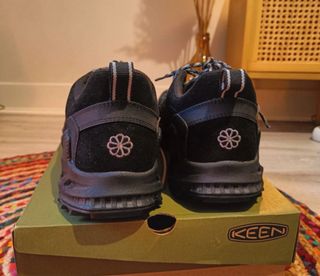 Keen Jasper Zionic Zapatillas Negras