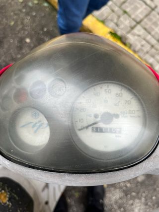 Piaggio Zip 50 4t Roja