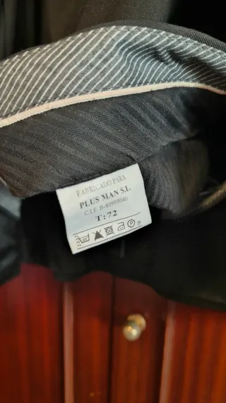 Traje de vestir gris Chaqueta talla 76  Pantalón72