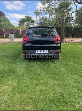 Peugeot 3008 2011
