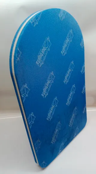 Nuove tavole da nuoto marca Burbujita.