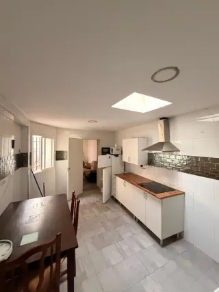 Construcción de casas, piscinas, impreso...