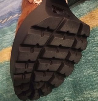 Botines marrones con estampado serpiente talla 39