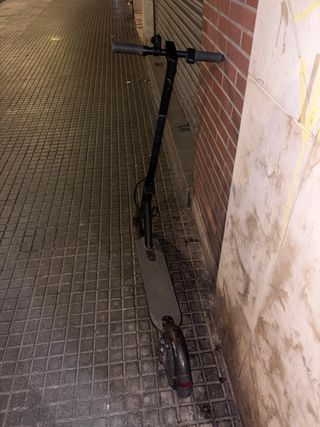 Patinete Xiaomi Essential Negro