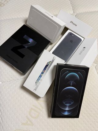 Set di 8 scatole vuote per iPhone e Samsung