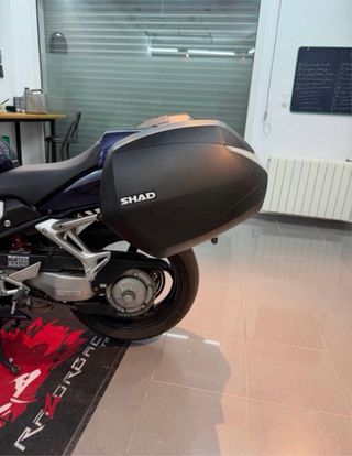 Honda VFR 800 Azul/Plata