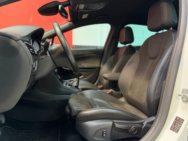 Opel Astra 1.6CDTI 136cv Dynamic “única prop”