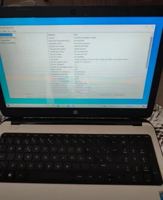 Portátil HP 15 Notebook Blanco con Cargador