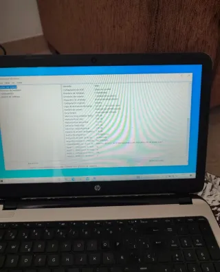 Portátil HP 15 Notebook Blanco con Cargador