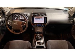 Toyota Land Cruiser 2.8 D-4D GX 150 kW (204 CV)