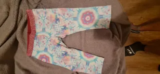 Mallas o leggins Desigual niña Talla 98 cms. Nueva