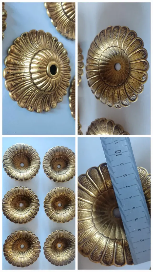 BOBECHES DE BRONCE PARA LÁMPARAS Y CANDELABROS