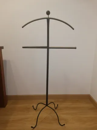 Galán de noche metálico