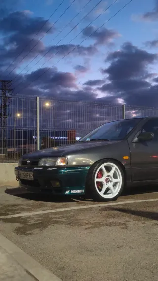 Nissan Primera 1991