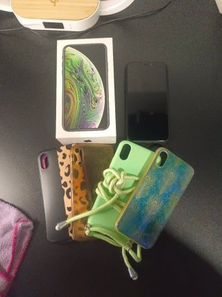 iPhone XS