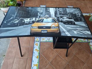 Escritorio de aluminio