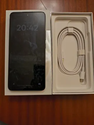 OPPO Reno13 FS 5G 12 GB RAM +512 Almacenamiento.