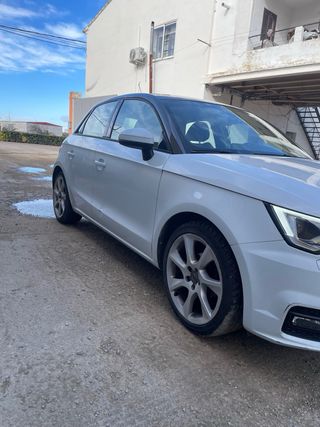 Audi A1 2015