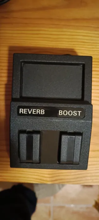 Pedal Marshall JCM800 Reverb Boost.