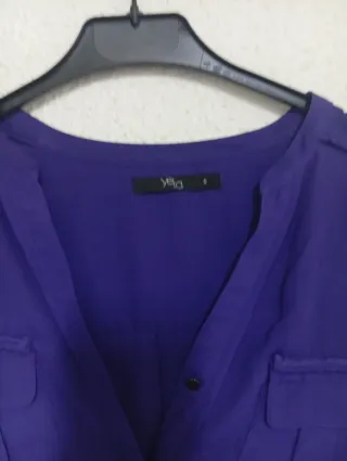 Blusa Yera Morada Talla S