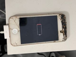iPhone 4/4s (Apple) - Piezas o Reparación