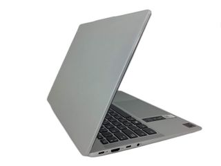 pc portatil lenovo 83hl