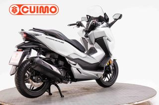 HONDA FORZA 300