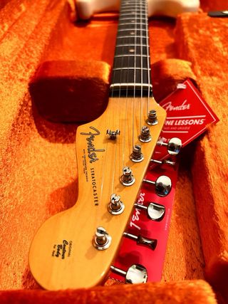 Fender Stratocaster Am Vintage II 1961 - Reestreno