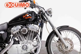 HARLEY DAVIDSON SPORTSTER 883 CUSTOM